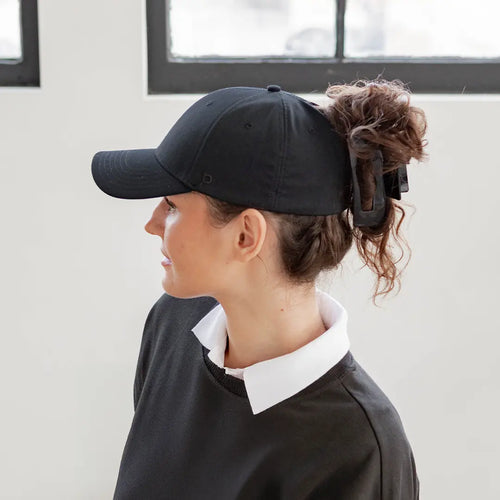 FLYNA™ - La Casquette Révolutionnaire – Magnétique, Chic & Ultra Confort